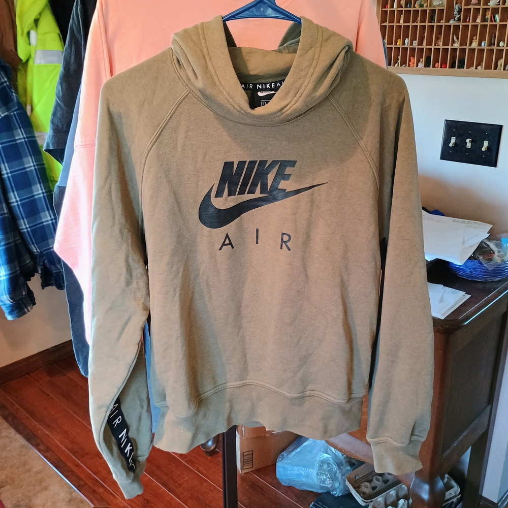 Nike Air Men's Hoodie Sweater - Olive Bin 17 I'm